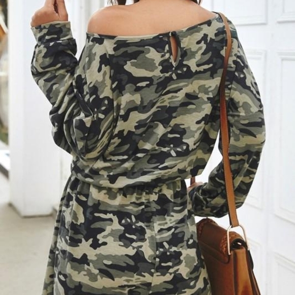 TRÏBE Romper Camo Size Small NWT - Picture 5 of 5